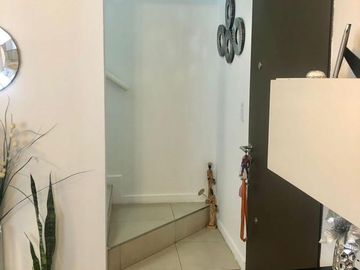 Venta de Dúplex de 3 ambientes con cochera en Barrio Senderos, Nordelta