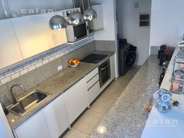 Venta de Dúplex de 3 ambientes con cochera en Barrio Senderos, Nordelta