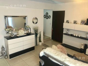 Venta de Dúplex de 3 ambientes con cochera en Barrio Senderos, Nordelta