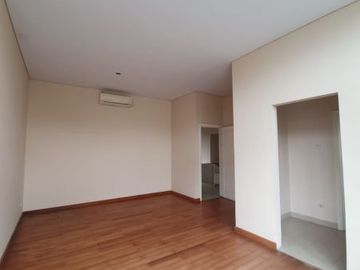 Rumah Siap Huni Di Sektor 7 - GB 4406 BR