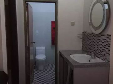 Rumah Banjar Wijaya Dalam Perumahan