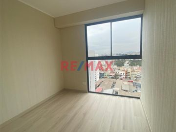 ¡Conecta con la ciudad, vive cerca de todo!

Este moderno departamento se ubica en uno de los mejores puntos del Distrito de San Miguel, rodeado de