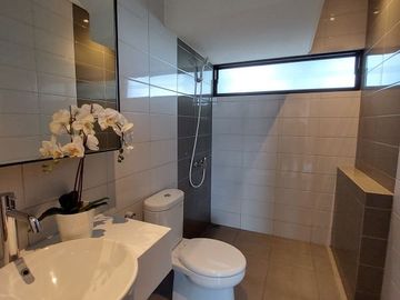 Cluster Dakota Rumah Konsep Minimalis di Suvarna Sutera Tangerang