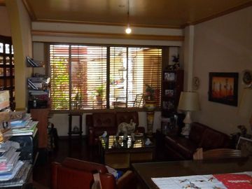 VENTA CASA MULTIFAMILIAR SOBRE LOTE PROPIO, CHILAVERT