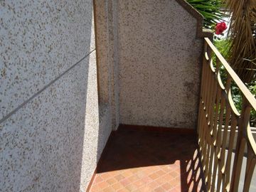 VENTA CASA MULTIFAMILIAR SOBRE LOTE PROPIO, CHILAVERT