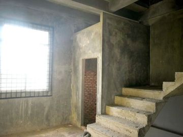 JUAL RUKO 3 LANTAI DI JL.GARUDA SAKTI TYPE 290/180