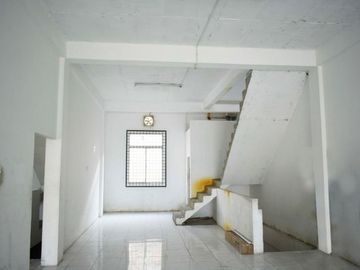 JUAL RUKO 3 LANTAI DI JL.GARUDA SAKTI TYPE 290/180