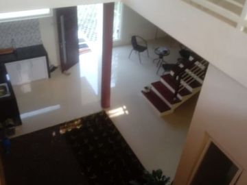 Villa 2 Lantai Bangunan Baru Di Oro Oro Ombo Batu