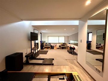 EN VENTA EXCLUSIVO LOFT TIPO TOWNHOUSE EN CHICUREO