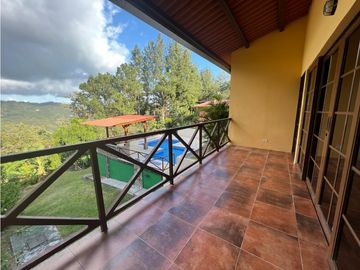 CASA EN ALTOS DEL MARIA CON PISCINA PRIVADA 1318M2 PARA INVERSION
