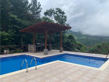 CASA EN ALTOS DEL MARIA CON PISCINA PRIVADA 1318M2 PARA INVERSION