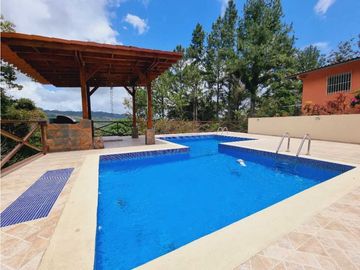 CASA EN ALTOS DEL MARIA CON PISCINA PRIVADA 1318M2 PARA INVERSION
