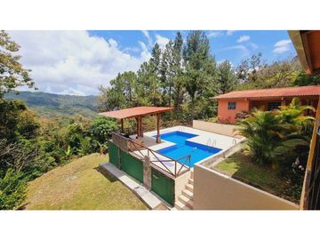 CASA EN ALTOS DEL MARIA CON PISCINA PRIVADA 1318M2 PARA INVERSION