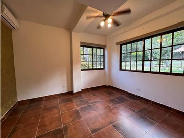 CASA EN ALTOS DEL MARIA CON PISCINA PRIVADA 1318M2 PARA INVERSION