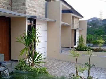 Rumah mewah di semarang atas