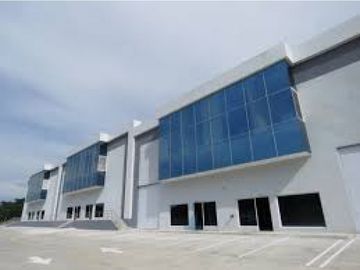 Ofibodega en venta Parque Centenario