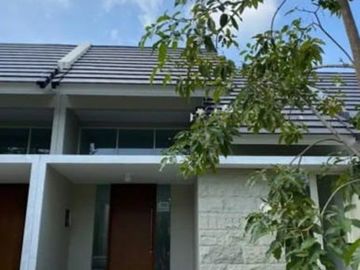 Sewa Rumah Baru Minimalis Northwest Park Daerah Pakal Surabaya