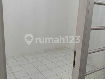 Rumah 6X20 bisa Usaha Lokasi Boulevard Citra Garden 3