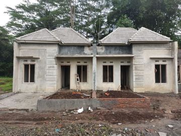 Rumah Dijual Kabupaten Magelang Akses Pinggir Jalan Provinsi