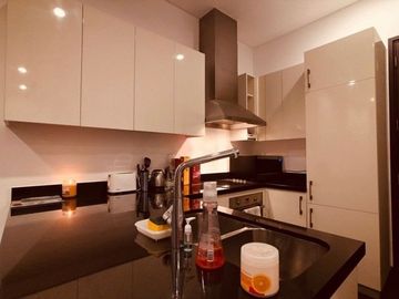 A0328 - Luxurious 1BR For Sale in Trump Tower