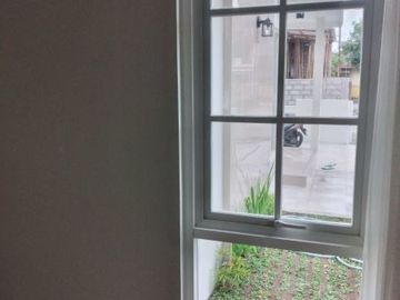 Rumah Modern Baru di Jalan Magelang