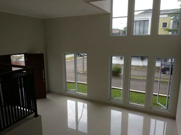 Dijual Rumah The Green Cluster Vineyard BSD City Tangerang Selatan Unit Baru Lokasi Strategis Nyaman Siap Huni