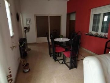 Casa en venta en Villa Luzuriaga