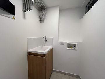 apartamento en arriendo en  loma san remo. Cod A9434021