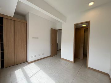apartamento en arriendo en  loma san remo. Cod A9434021