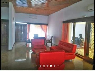 Rumah Margorejo Indah lokasi bagus Hadap selatan