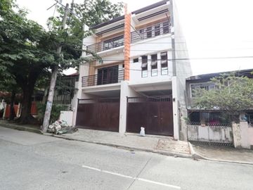 New House and Lot For Sale in Quezon City at 21.8M PH2041