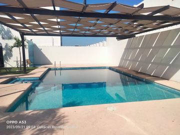 Casa en Privada en zona Barrancos