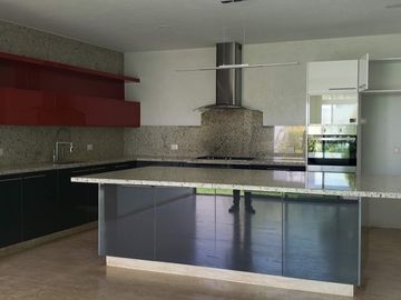RESIDENCIA EN VENTA EN EL CLUSTER 333 LOMAS DE ANGELÓPOLIS 1