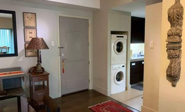 Condominium 1 Bedroom: 1BR Condo For Sale in Edades Tower and Garden Villas Rockwell Makati City