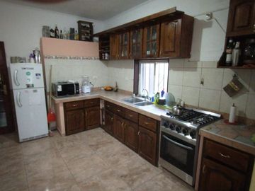 Casa en venta en Castelar Sur