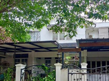 Dijual Rumah Lokasi Strategis Pinggir Jalan Bintaro Sektor 9