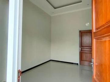 Rumah Banyumanik Dekat Kantor BPK, Exit Toll Banyumanik, Spbu