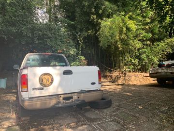 Uso comercial con frente a Rio mayo