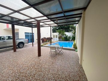 VENTA DE LINDA CASA EN SALINAS