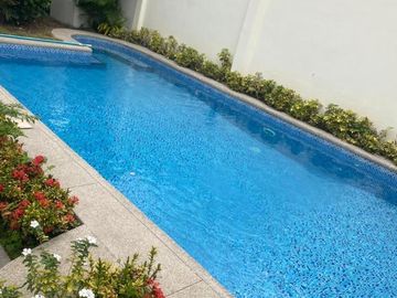 VENTA DE LINDA CASA EN SALINAS