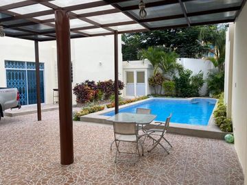 VENTA DE LINDA CASA EN SALINAS