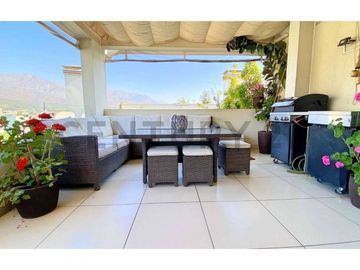 DUPLEX EN VENTA 5 DORMITORIOS LO BARNECHEA