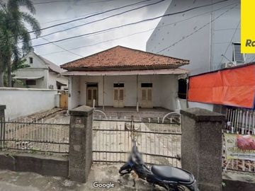 Dijual Rumah Hadap Barat Lokasi di Jl. kalisari, Tenggilis Surabaya