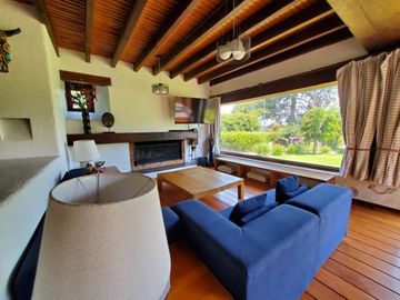 Casa en venta en Avandaro cerca del club de golf