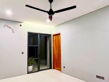 Dijual Rumah Brand New Pondok Indah Dekat PIM
