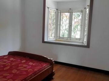 Rumah Asri dan Nyaman di Kota Baru Parahyangan