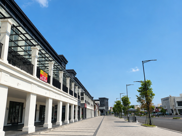 Ruko Strategis di The Hudson, Gading Serpong