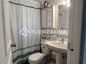 Casa en venta de 4 dorm. en La Reina
