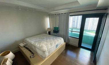 Rush 2BR for Sale in Edades Tower and Garden Villas two bedroom condominium Rockwell Makati