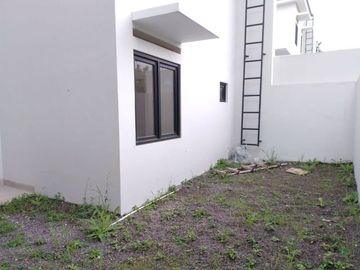 CLUSTER CANTIK MEWAH SEMI VILLA SEJUK ASRI DI SINDANGLAYA